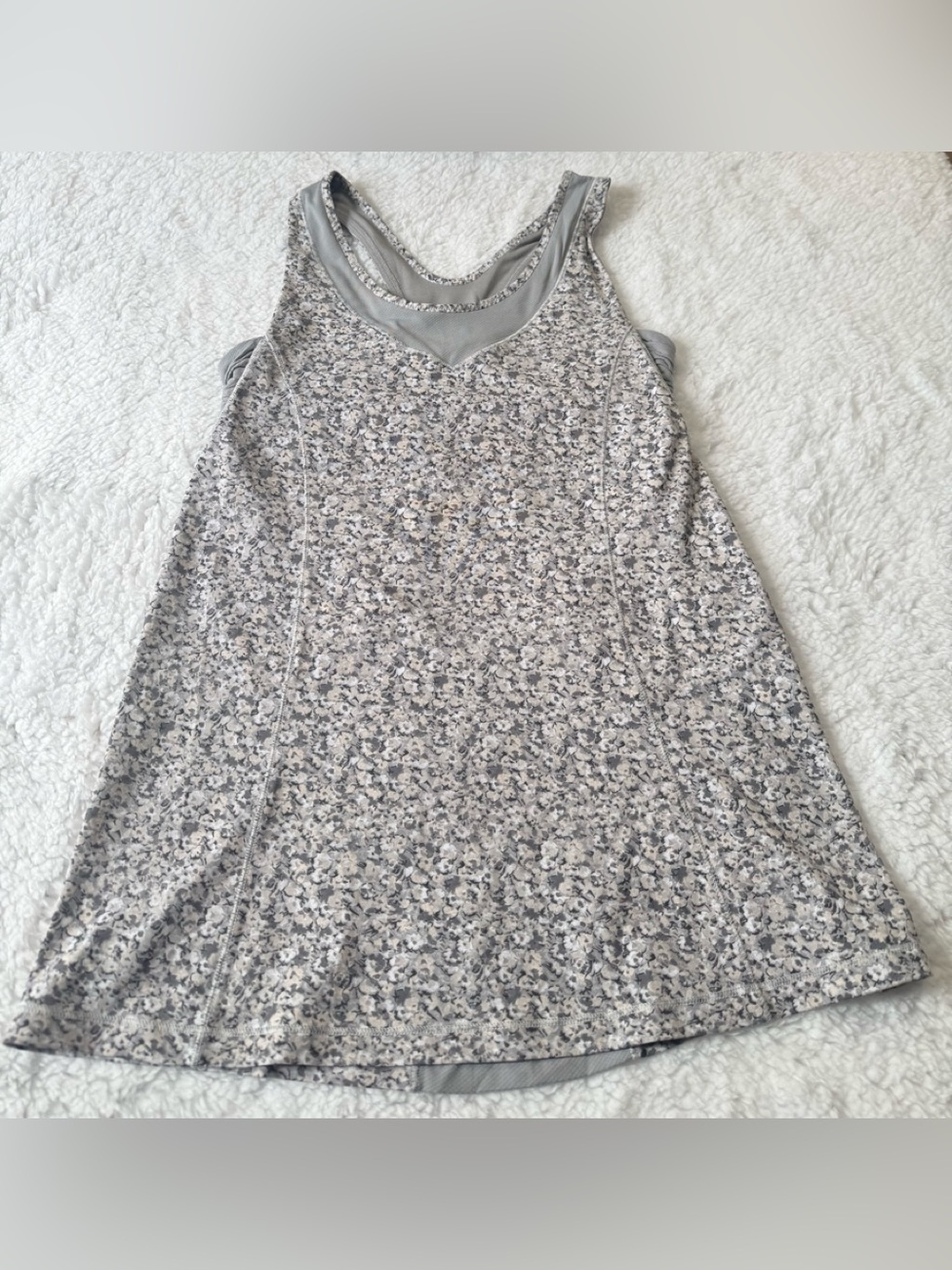 lululemon athletica Light Grey Floral Scoop Neck Tank